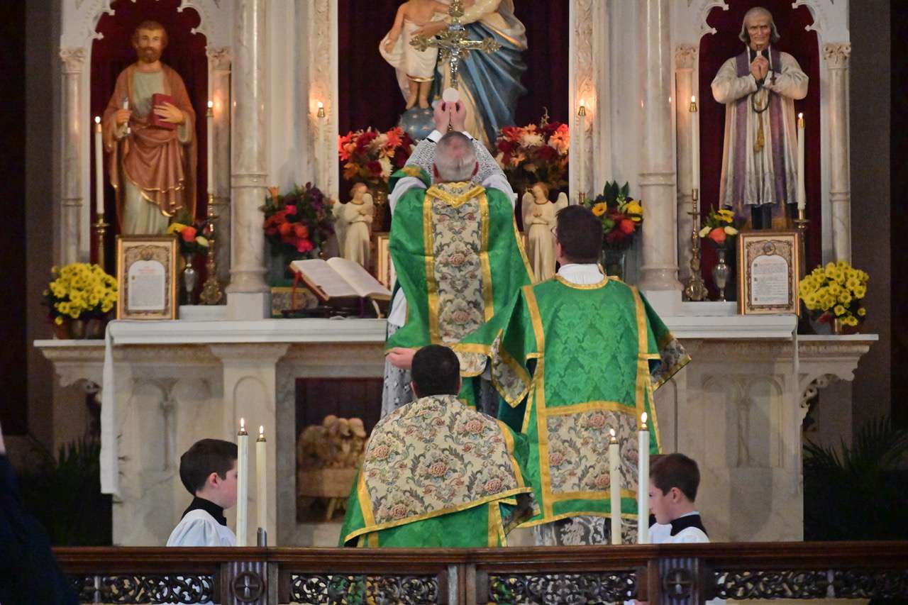 Opening Mass at St. Paul Oratory