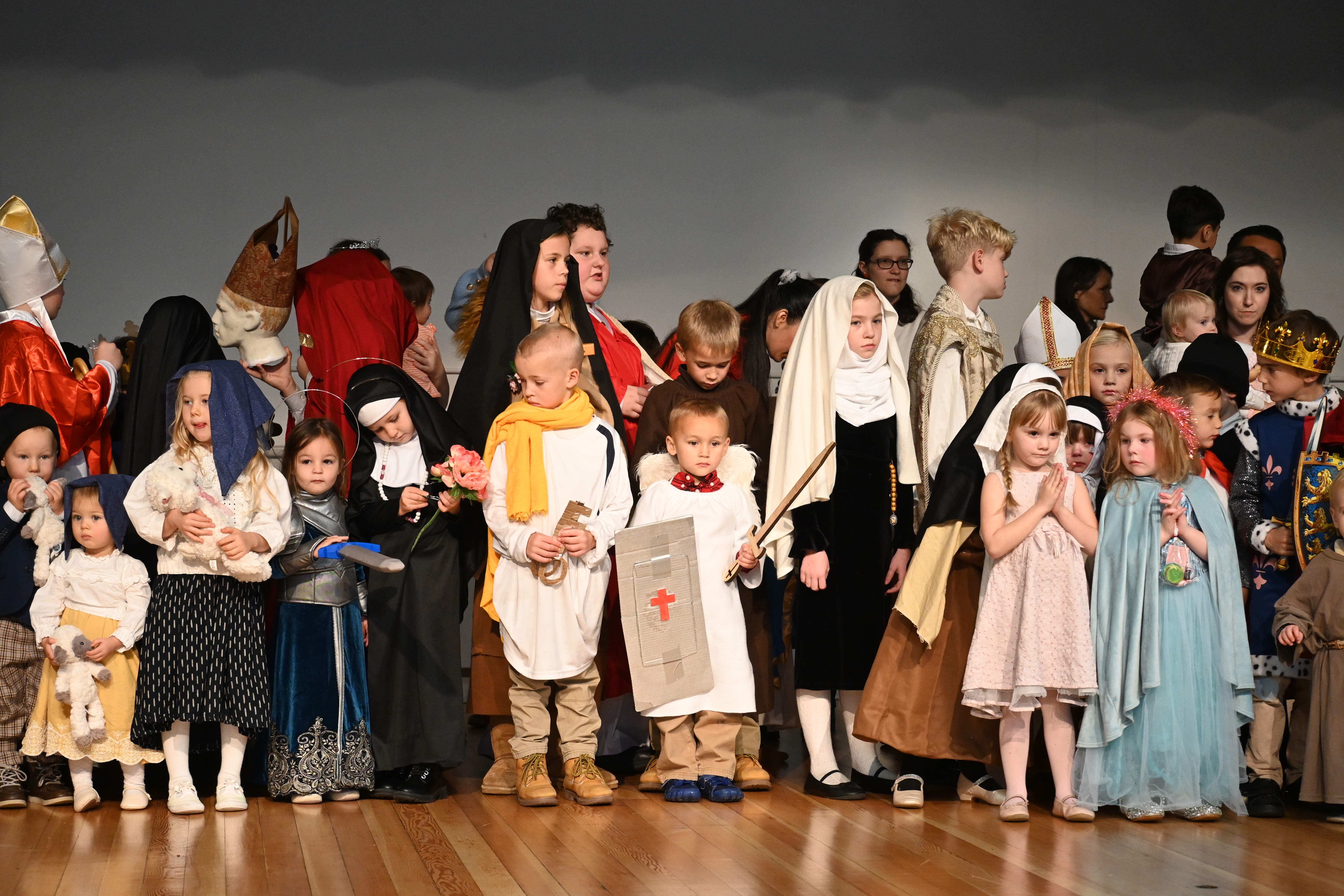 2025 11 allsaintsparade1