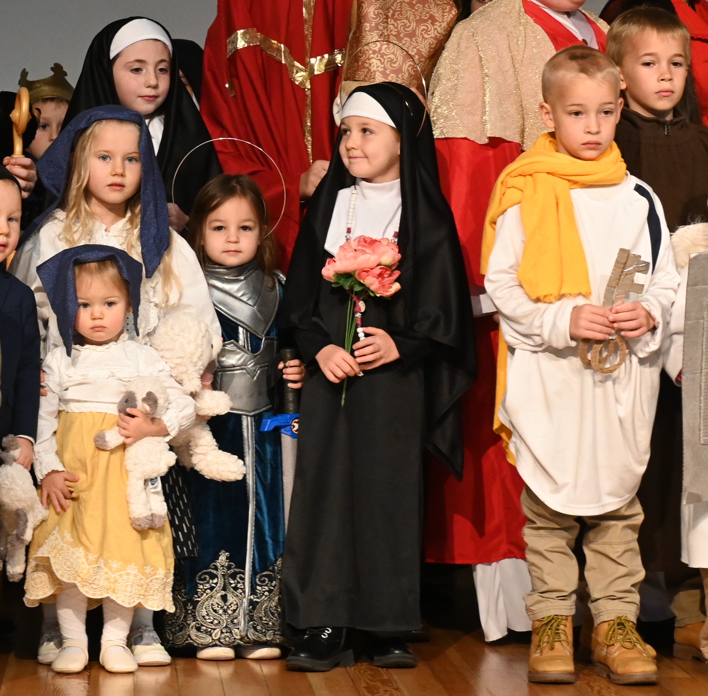 2025 11 allsaintsparade3