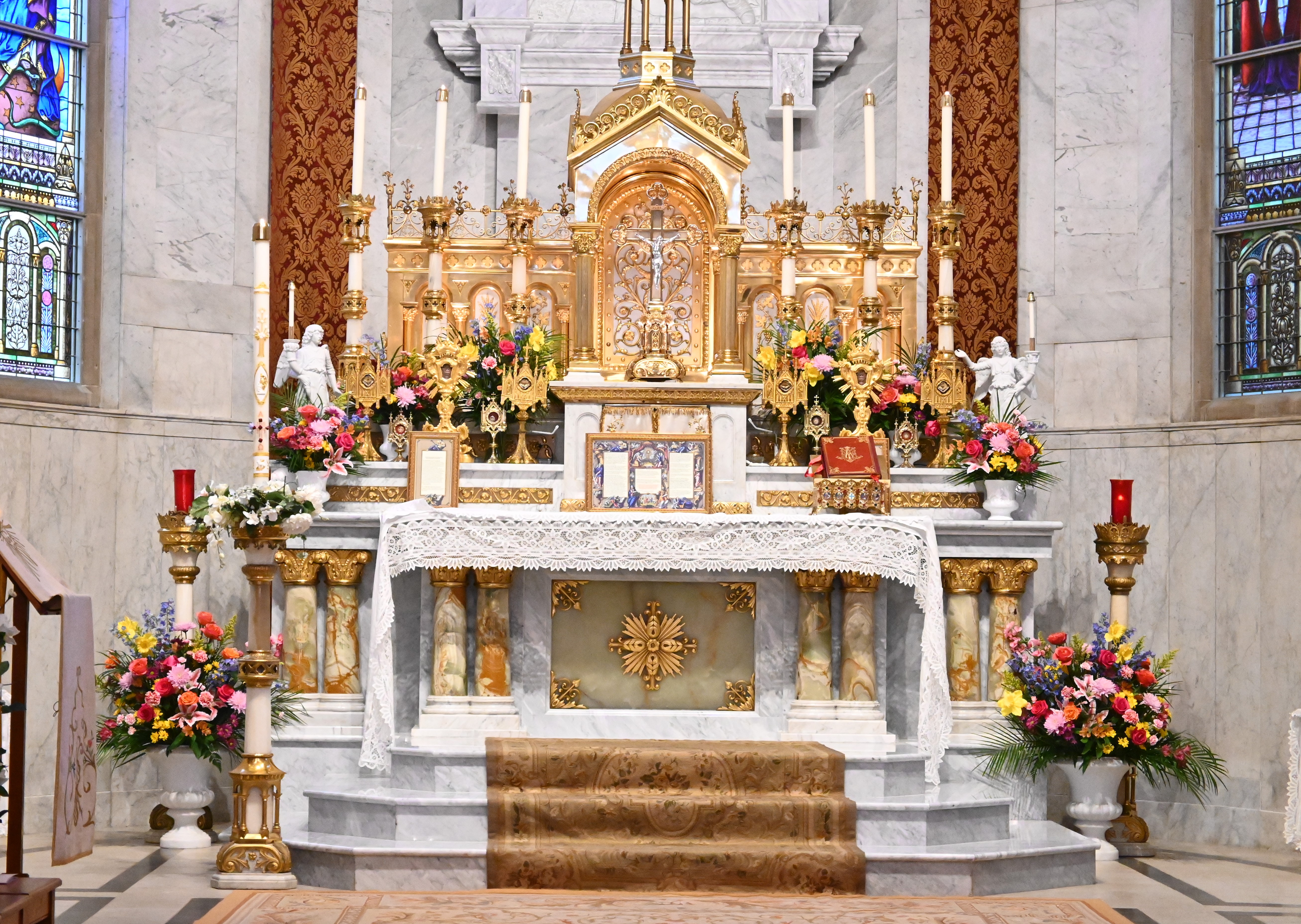 HighAltar2